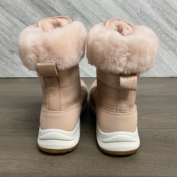 UGG Adirondack III Snow Leopard Quartz Boots NEW - Picture 8 of 12